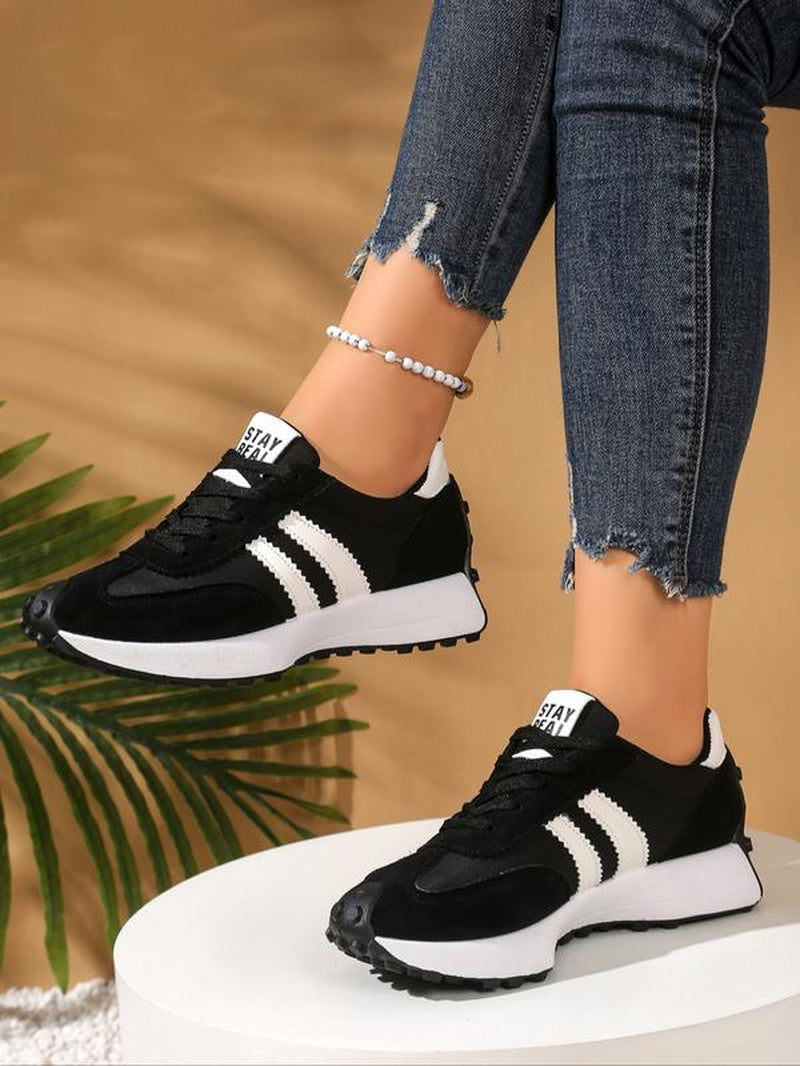 Women’s Striped Sporty Sneakers – Comfort You Can Feel 